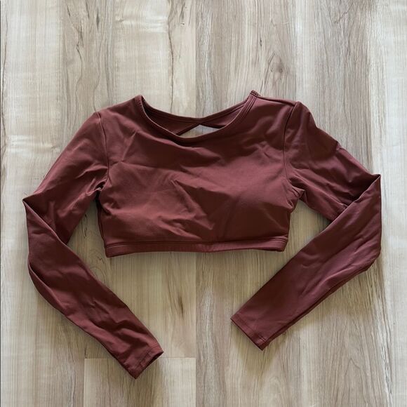 Brown Long Sleeve Crop Athletic Workout Top - Picture 1 of 3